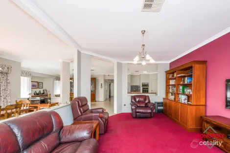 Property photo of 11 Hogan Place Southern River WA 6110
