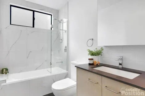 Property photo of 28/7 Delonix Place Eight Mile Plains QLD 4113