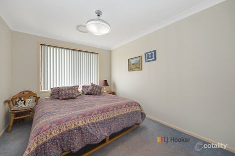 Property photo of 30 Ridgewood Drive Woongarrah NSW 2259