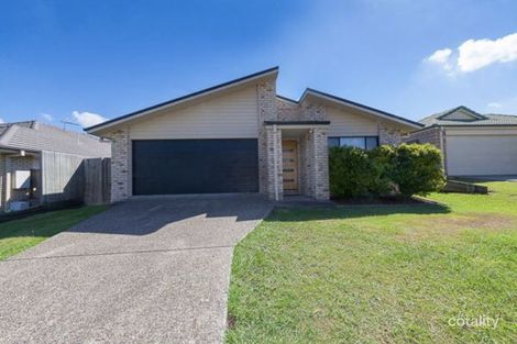 8 Brighton St, Raceview, QLD 4305