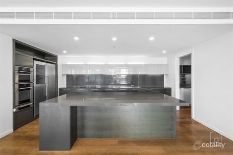 Property photo of 32/8 Waterside Place Docklands VIC 3008
