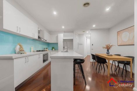 Property photo of 7/7 Toinette Court Doncaster East VIC 3109