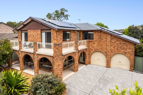 Property photo of 21 Trumper Place Menai NSW 2234