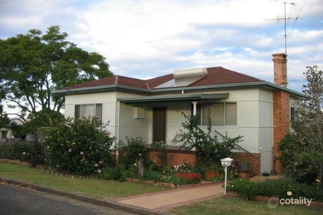 5 Angus Ave, West Kempsey, NSW 2440