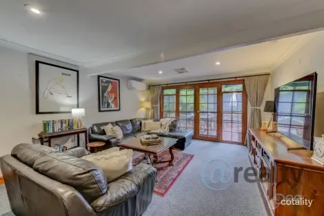 Property photo of 2 Gouldian Way Calala NSW 2340