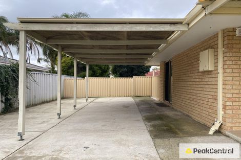 Property photo of 30 Candish Grove Seville Grove WA 6112