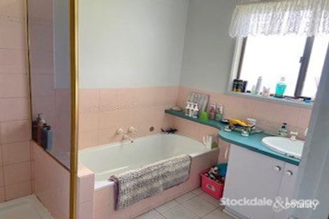 Property photo of 5 Meanderri Drive Inverloch VIC 3996