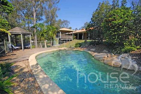 Property photo of 3 Kulmaren Grove Karana Downs QLD 4306