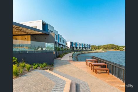 Property photo of 35 Keelson Crescent Hope Island QLD 4212