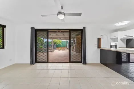 Property photo of 31 Explorers Way Worongary QLD 4213