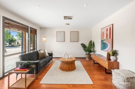 Property photo of 41 Bluestone Gardens Jerrabomberra NSW 2619