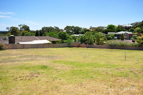 25 Stonebridge Dr, Aberfoyle Park, SA 5159