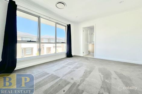 Property photo of 27 Bugle Circuit Kellyville NSW 2155