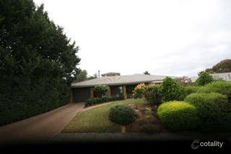 31 Arachne Dr, Hallett Cove, SA 5158