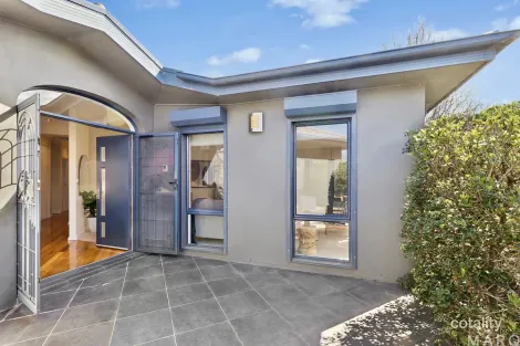 Property photo of 25 Parsley Street Harrison ACT 2914