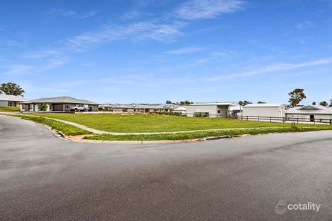 Property photo of 8 Eldon Drive Louth Park NSW 2320
