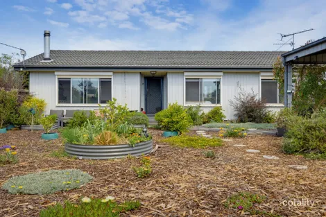 16A HENRY ST W, NORTH WONTHAGGI, VIC 3995