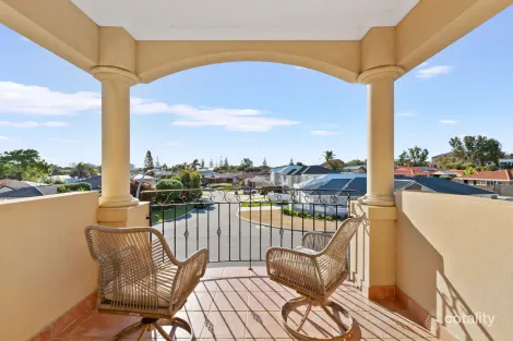 Property photo of 5 Montague Way Kallaroo WA 6025