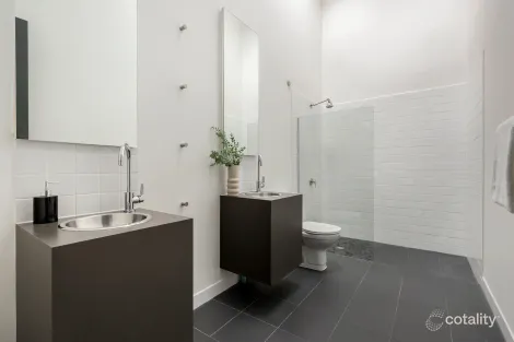 Property photo of 6 Hillingdon Place Prahran VIC 3181