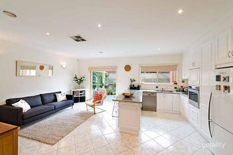 Property photo of 10 Gyles Street Pascoe Vale VIC 3044
