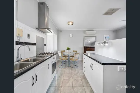 Property photo of 31 Mailey Crescent Parafield Gardens SA 5107