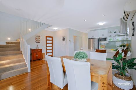 Property photo of 2/4 Dunns Terrace Scarborough QLD 4020