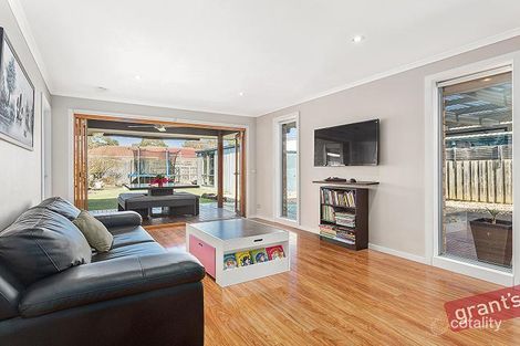 Property photo of 80 Kendall Drive Narre Warren VIC 3805