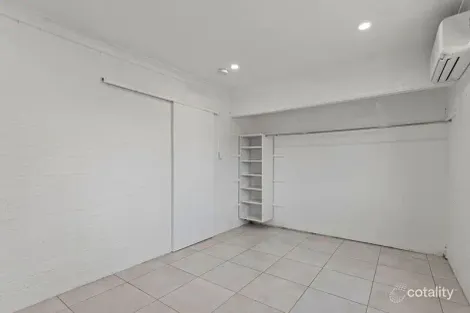 Property photo of 2/5 Herbert Street Bundamba QLD 4304