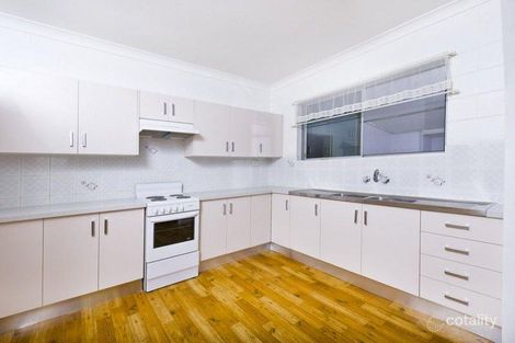 Property photo of 14 Lime Street Mooroobool QLD 4870