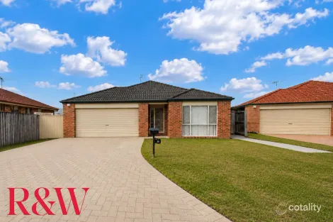 35 John Kidd Dr, Blair Athol, NSW 2560