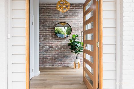 Property photo of 102 Mountain View Road Mount Eliza VIC 3930