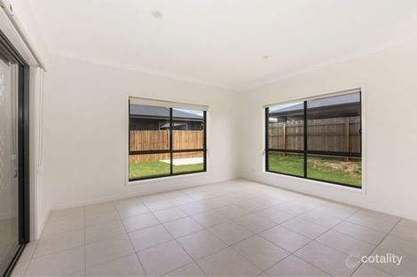 1212v Classical Cct, Ripley, QLD 4306