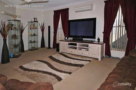 Property photo of 7 Daisy Place Doolandella QLD 4077