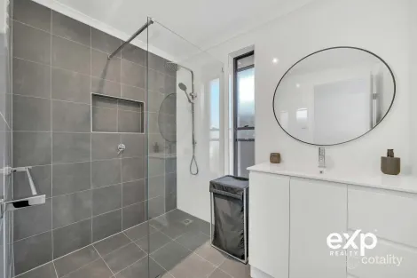 Property photo of 16 Barkley Crescent Willaston SA 5118