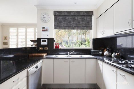 Property photo of 18/17A Cooper Park Road Bellevue Hill NSW 2023