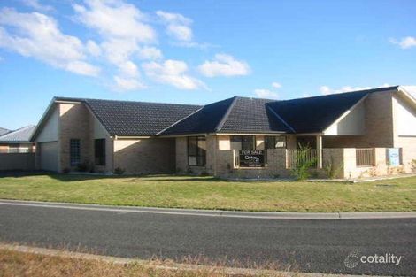 Property photo of 5 Correa Close Tuncurry NSW 2428