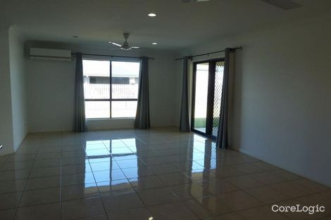 Property photo of 20 Firefly Crescent Ooralea QLD 4740