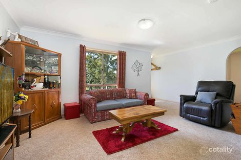 Property photo of 5 Ponderosa Street Hillcrest QLD 4118