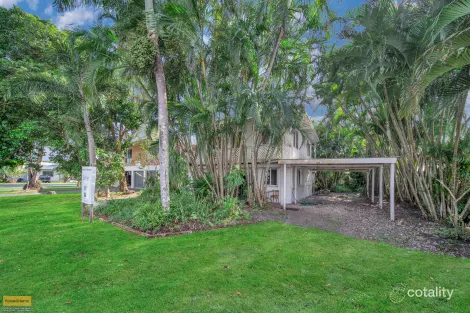 14 Tate St, Kurrimine Beach, QLD 4871