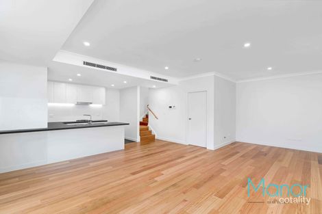 Property photo of 25 Chloe Circuit Norwest NSW 2153