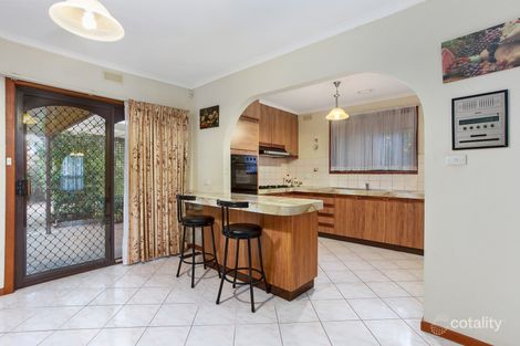 Property photo of 1 Hanover Court Avondale Heights VIC 3034
