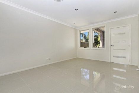 Property photo of 36B Tungarra Road Girraween NSW 2145