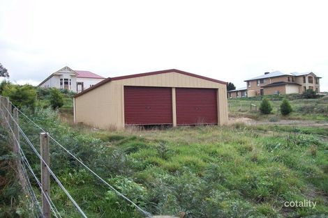 35 Mcdonald Dr, Wandong, VIC 3758