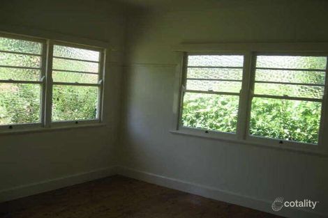 Property photo of 5 Clyde Street Mount Lofty QLD 4350