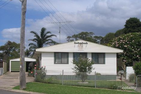 Property photo of 4 Mailey Place Lake Illawarra NSW 2528