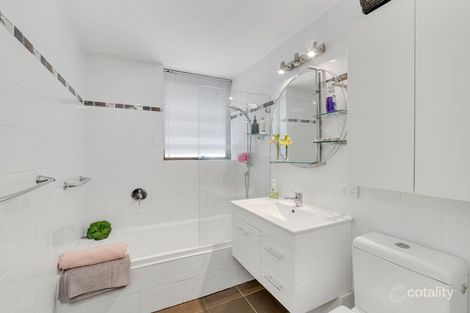 Property photo of 16/9 Land Street Toowong QLD 4066