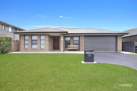 Property photo of 5 Omaroo Place Horsley NSW 2530