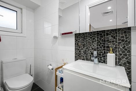 Property photo of 32 Roxborough Park Road Baulkham Hills NSW 2153