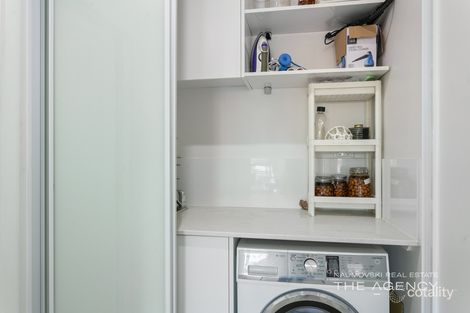 Property photo of 8/28 Peppering Way Westminster WA 6061
