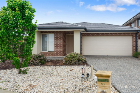 Property photo of 18 Cutler Avenue Keysborough VIC 3173
